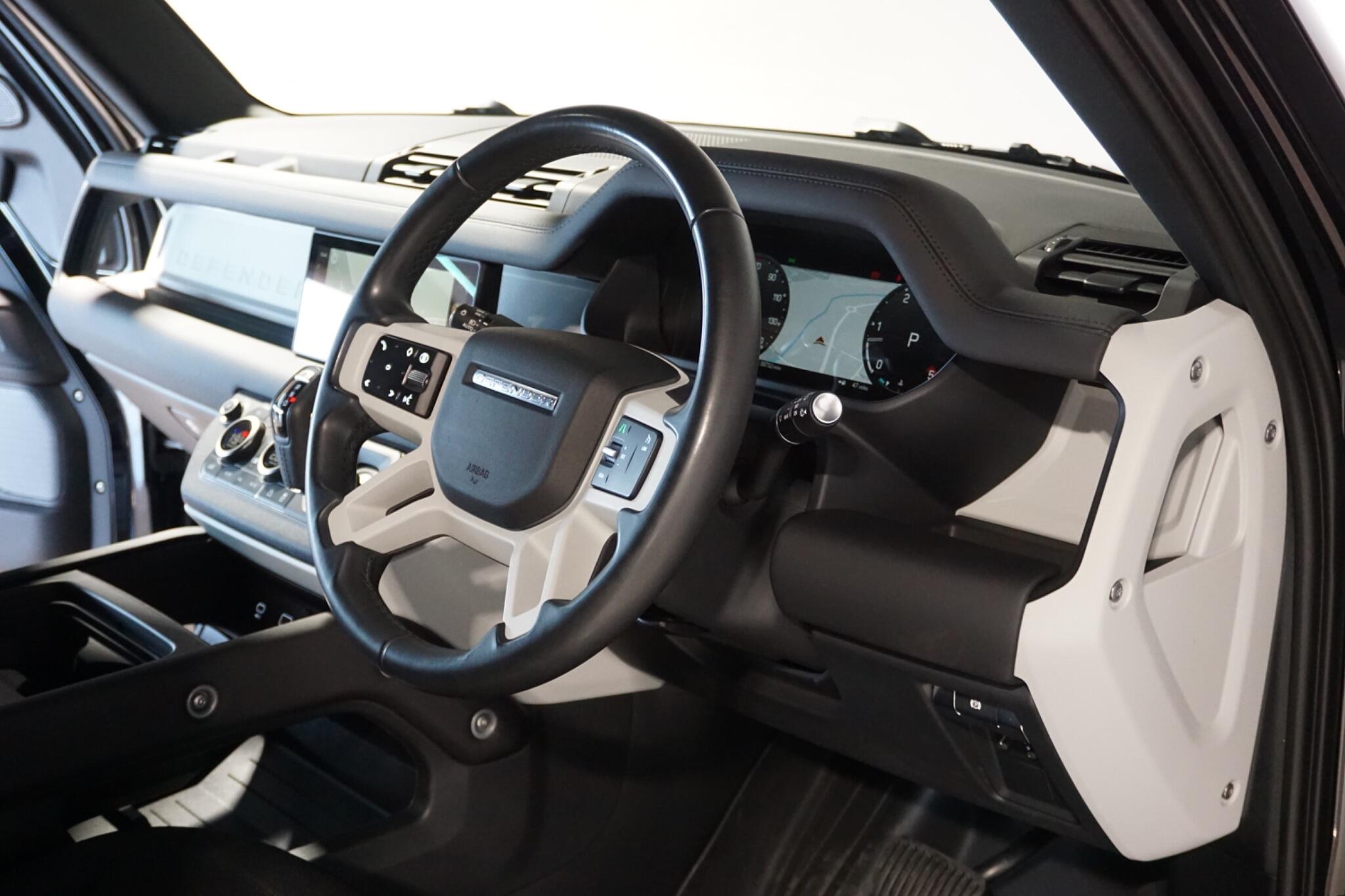 Land Rover Defender 90 3.0 D250 MHEV Hard Top SUV 3dr Diesel Auto 4WD SWB Euro 6 (s/s) (250 ps)